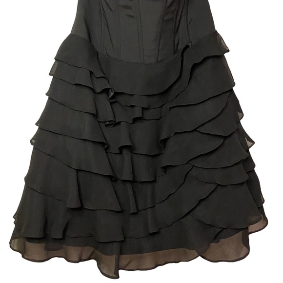 Karen Miller Black Ruffled Dress Size Medium - Picture 14 of 15